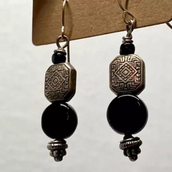 Onyx Dangle Earrings Silvertone Lucky Lantern Beaded Elegant 2 Inch Drop Fashion - Picture 4 of 6